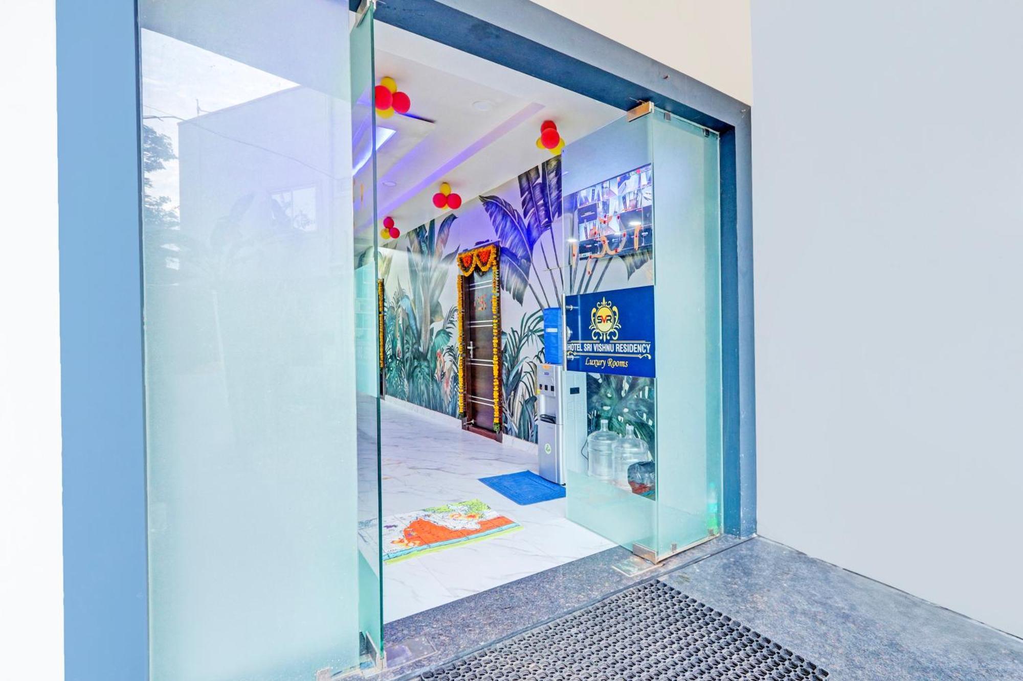Super Hotel O Sri Vishnu Residency Kottapalli Exteriör bild
